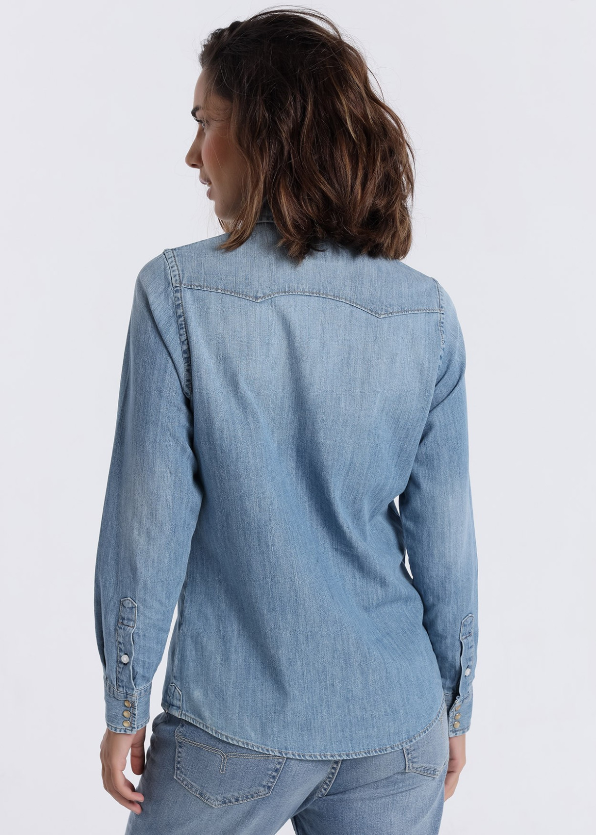 Camisa Denim manga larga bolsillos azul