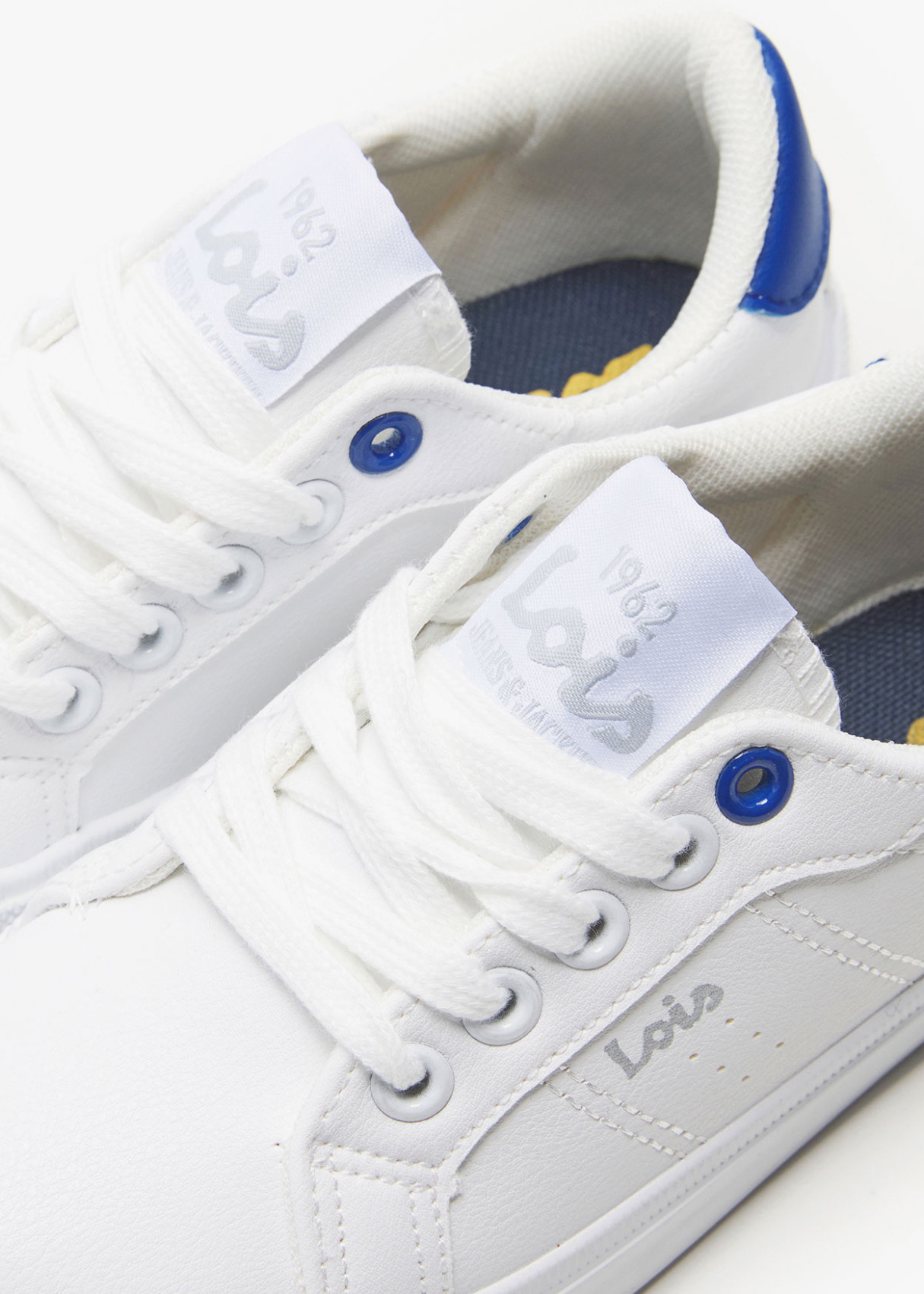 Bambas Cordones con detalles a contraste blanca