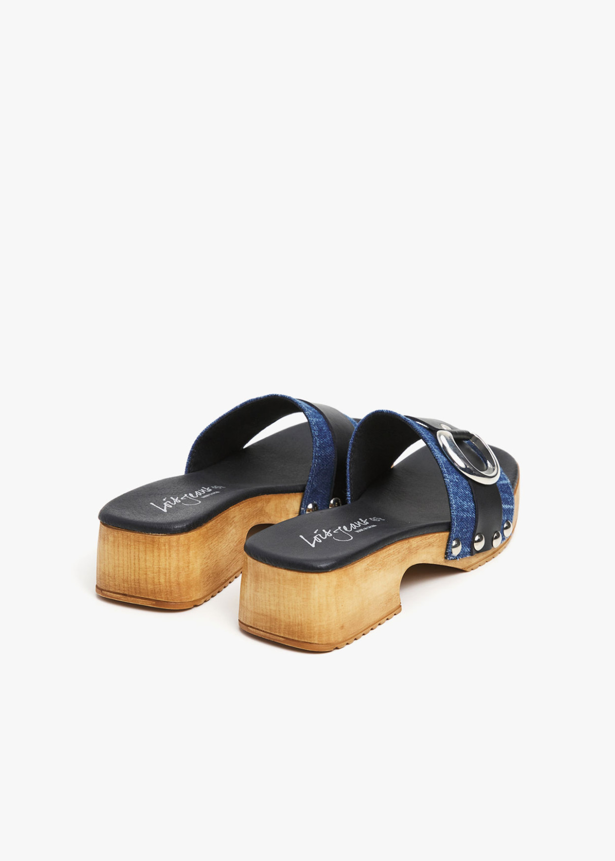Sandalias combinadas en piel con hebilla en pala y detalles a contraste azul