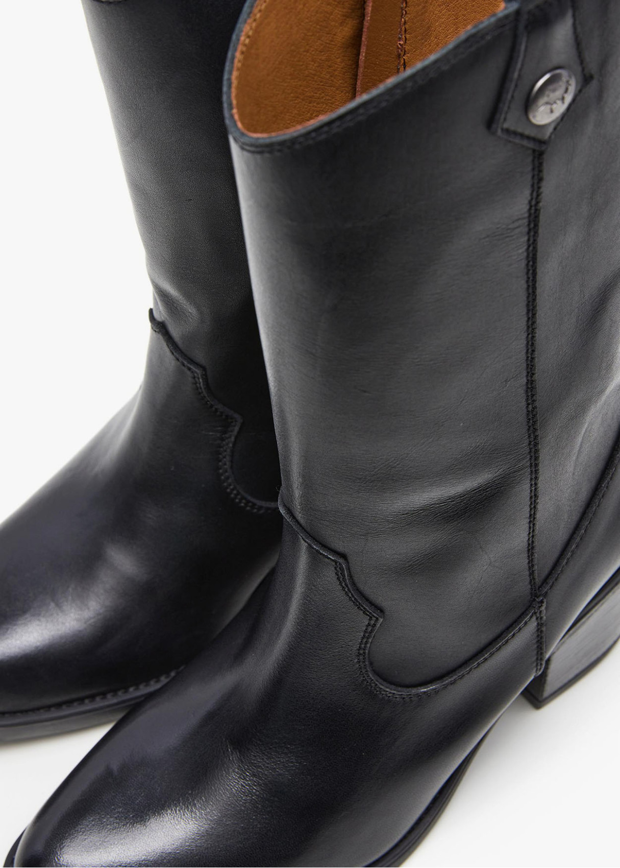 Botas Cowboy piel tacón alto negro