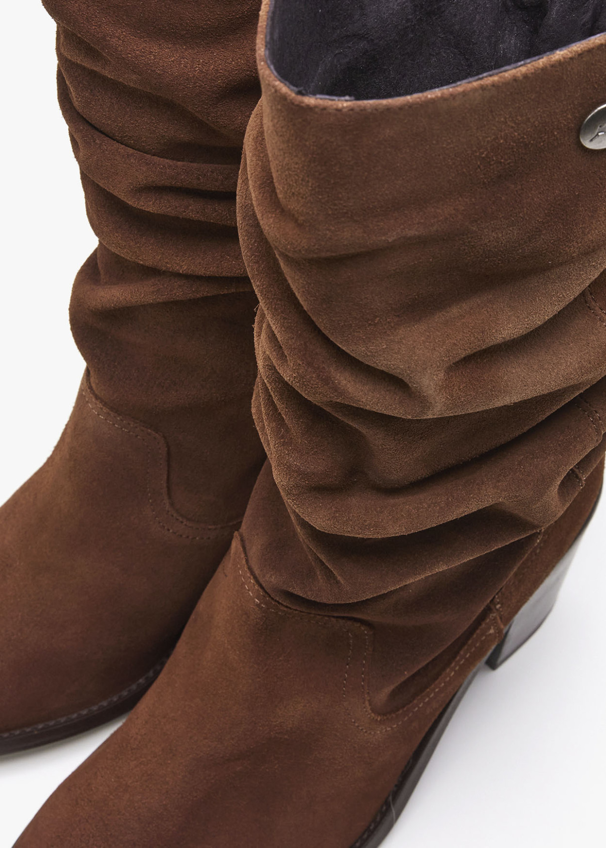 Botas De Piel ante fruncido en caña marrón