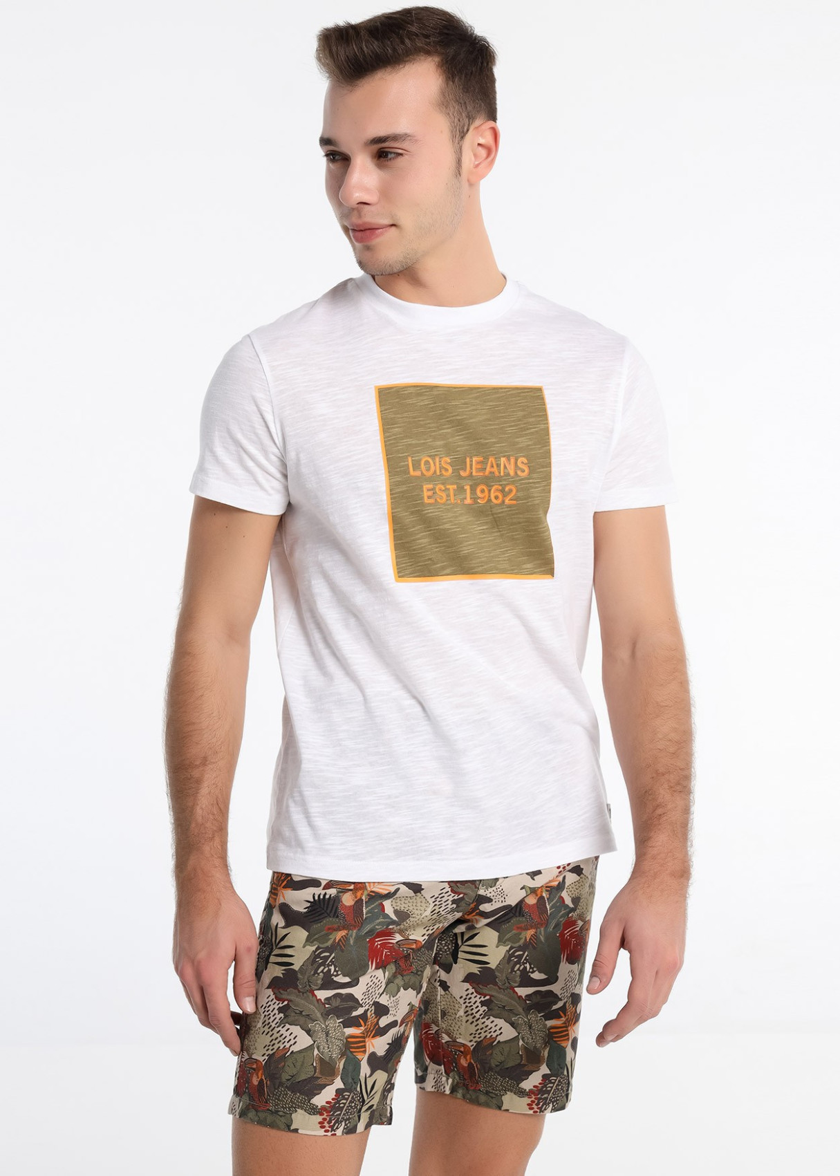 Camiseta Manga Corta Grafica Pecho