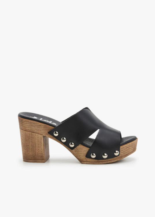 Sandalias piel tacón madera negro