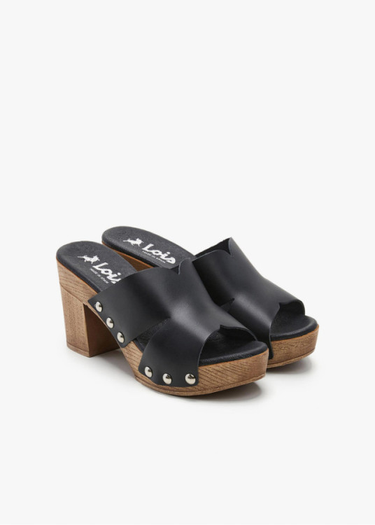 Sandalias piel tacón madera negro