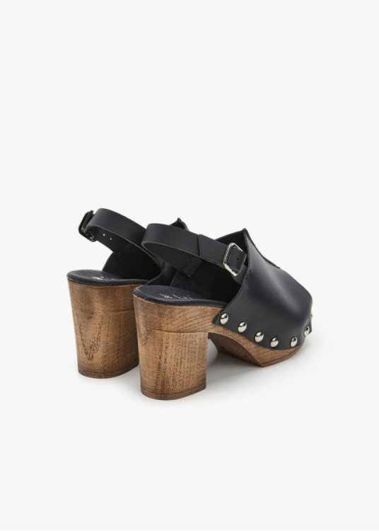Sandalias piel zueco tacón madera negro