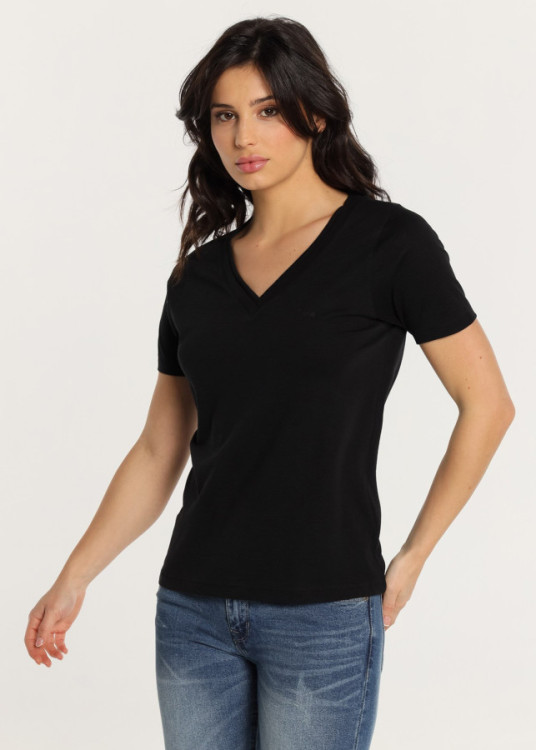 Camiseta manga corta Cuello Pico Básica negra