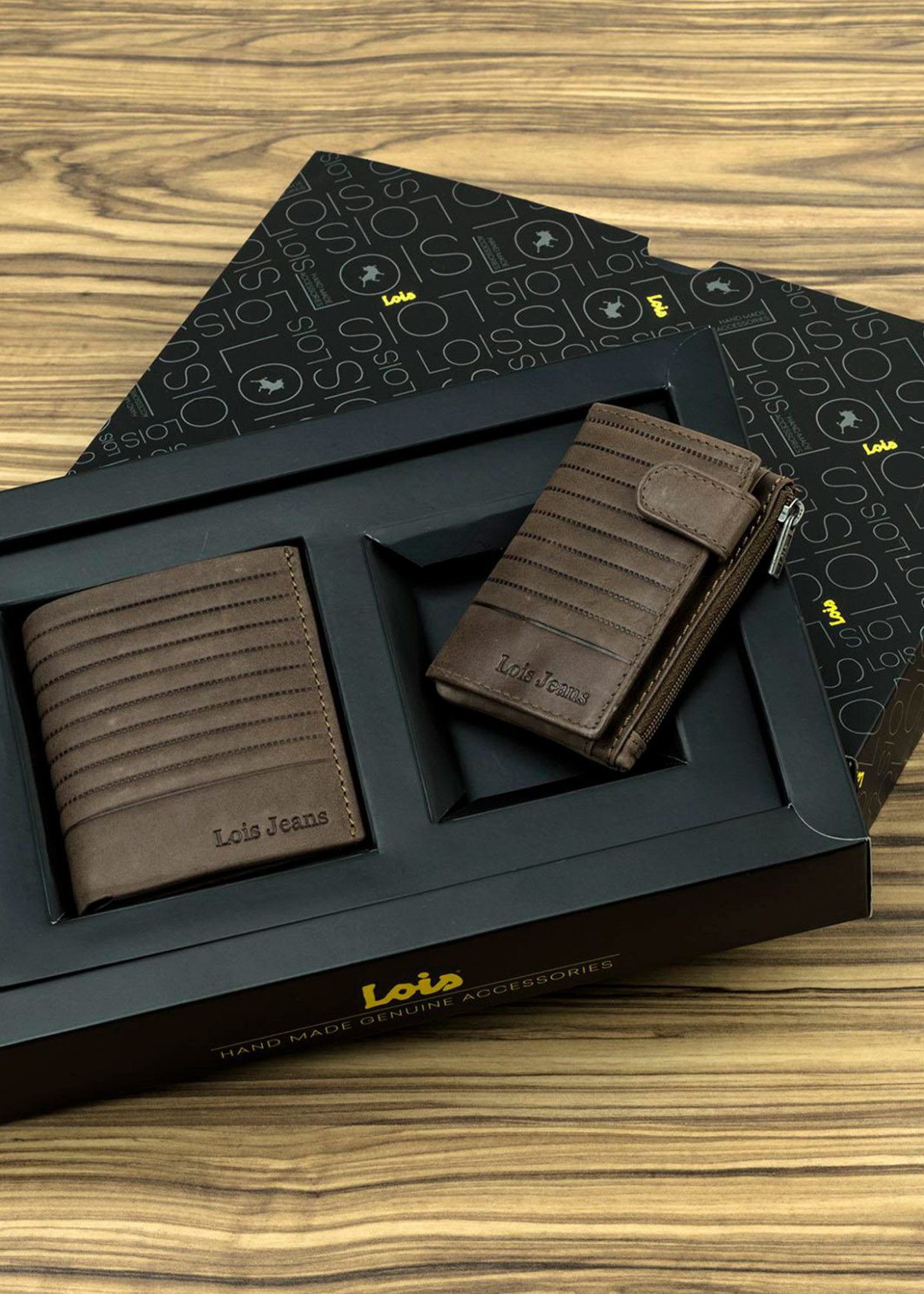 Conjunto De Cartera Billetera Con Monedero De Piel Con Protección De Seguridad RFID detalle textura marrón