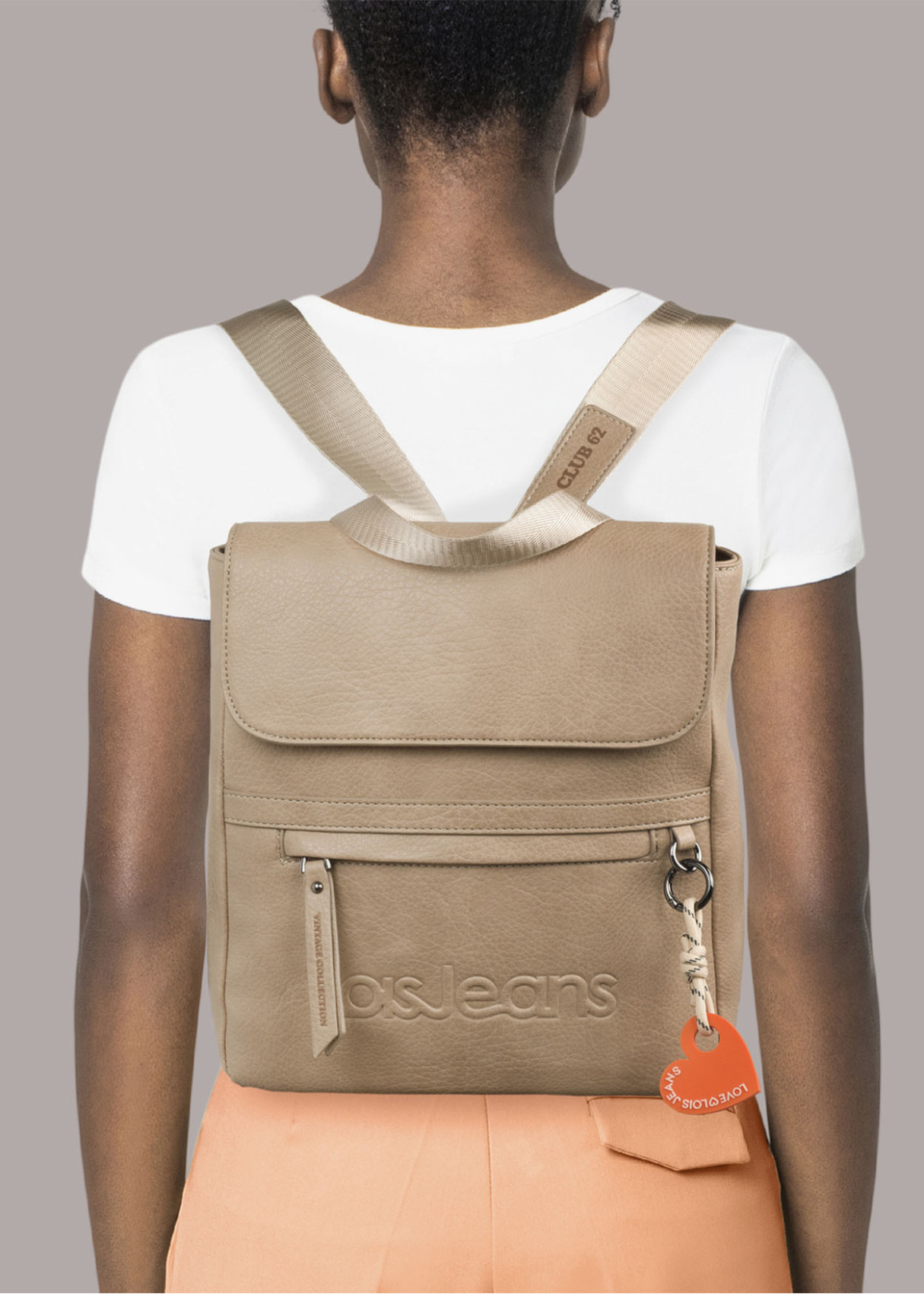 Mochila ajustable antirrobo impermeable beige