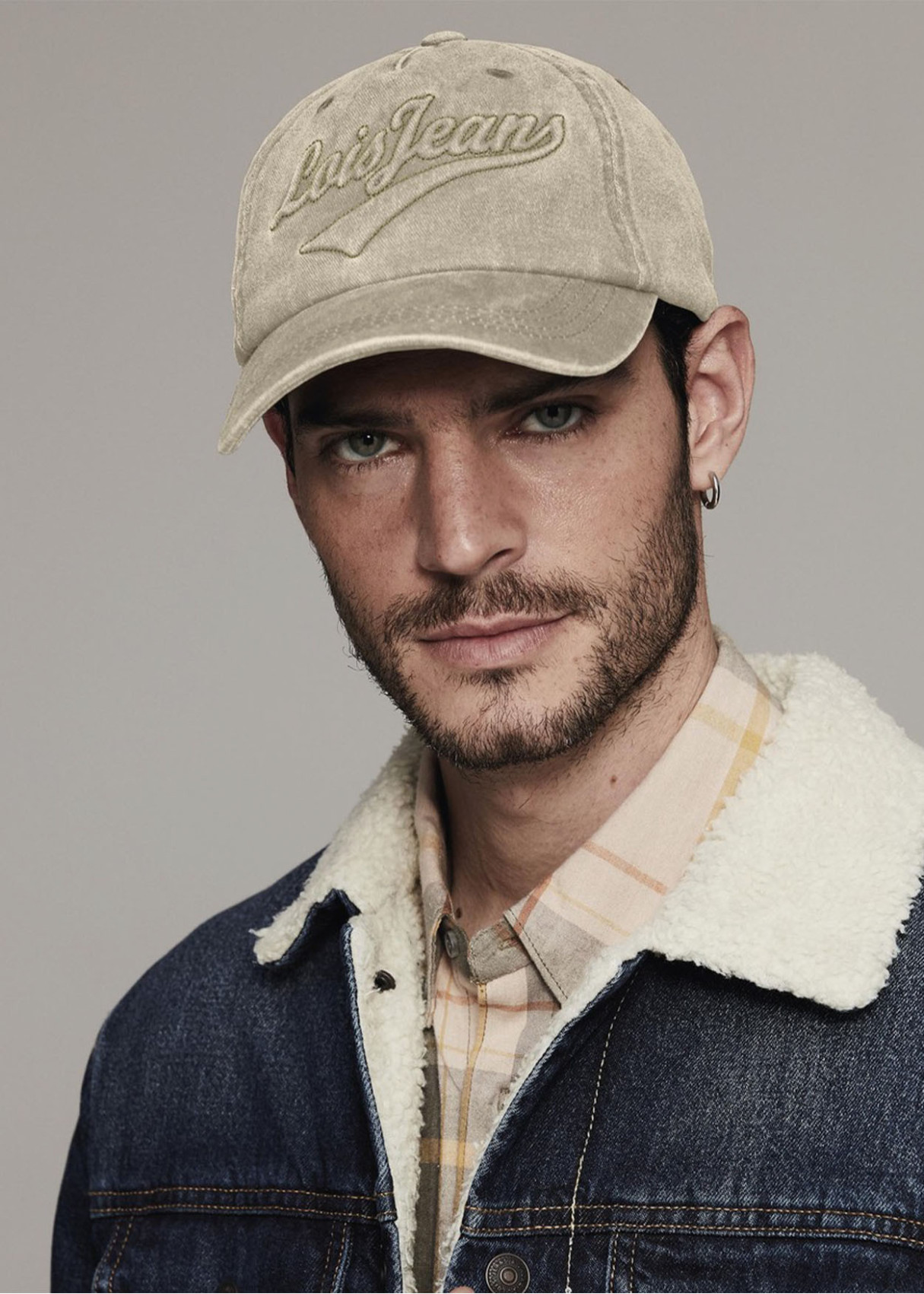 Gorra casual lona lavada beige