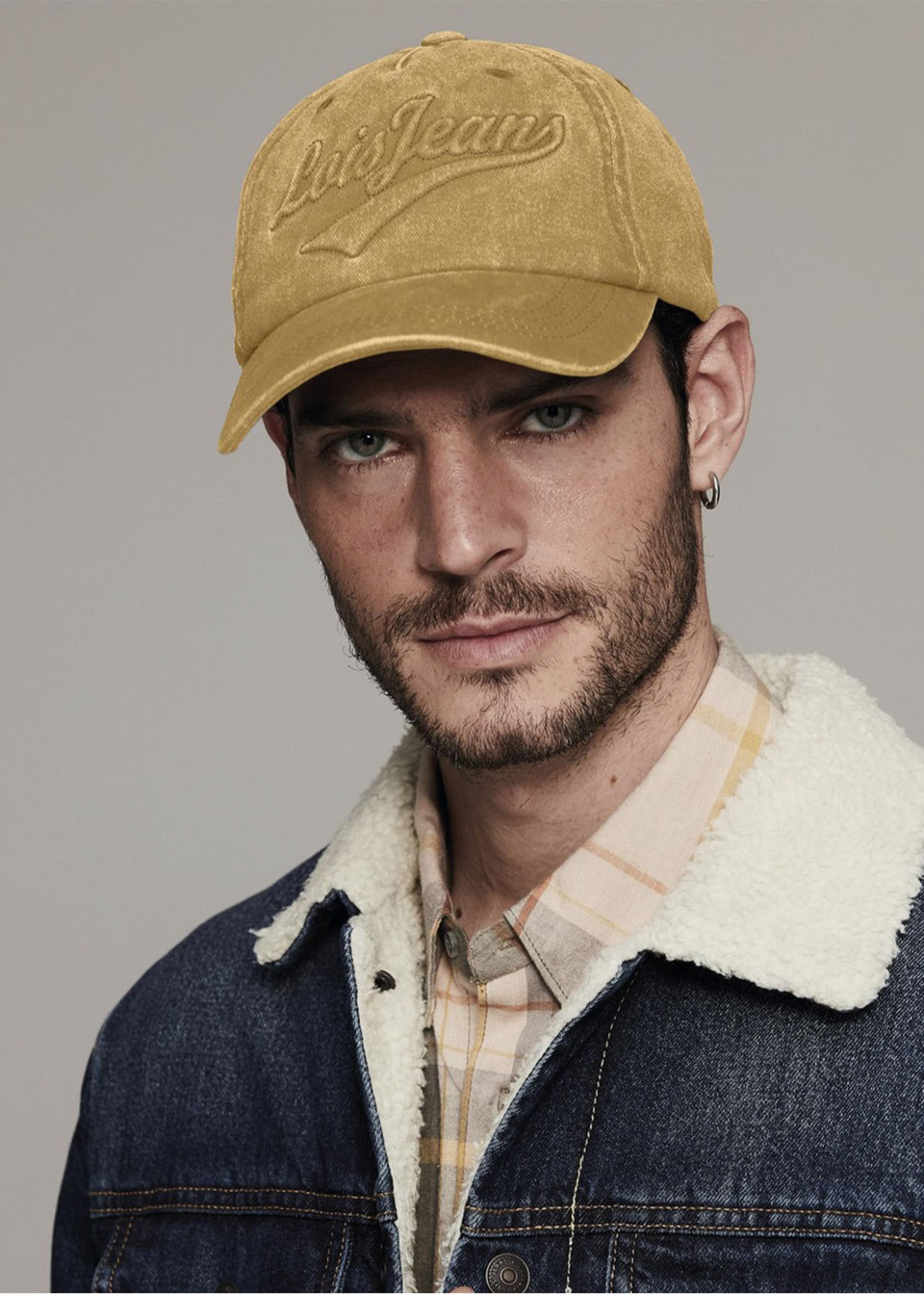 Gorra casual lona lavada mostaza