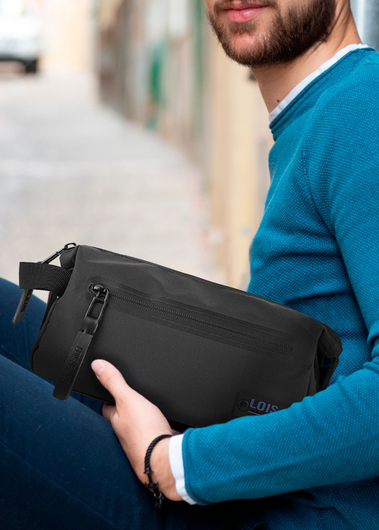 Neceser ligero con cremallera contraste color