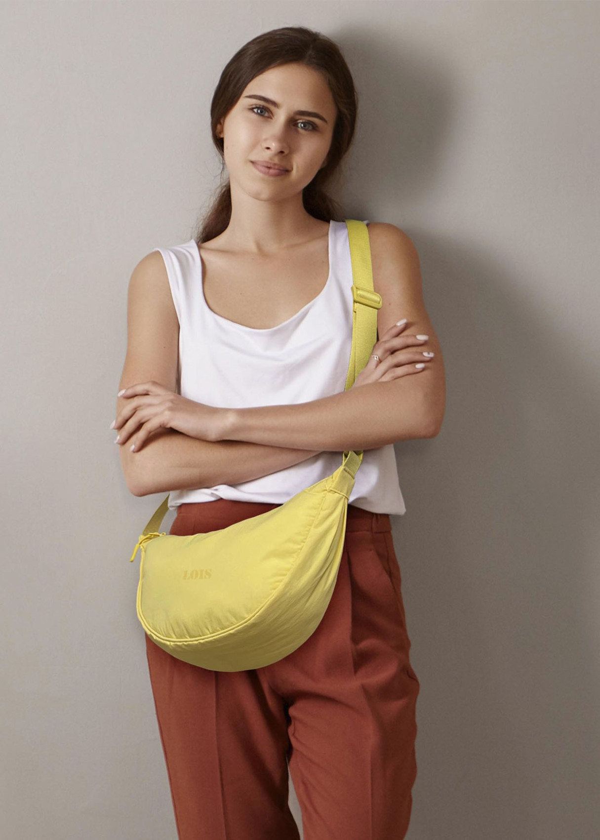 Bolso bandolera monocolor ajustable amarillo