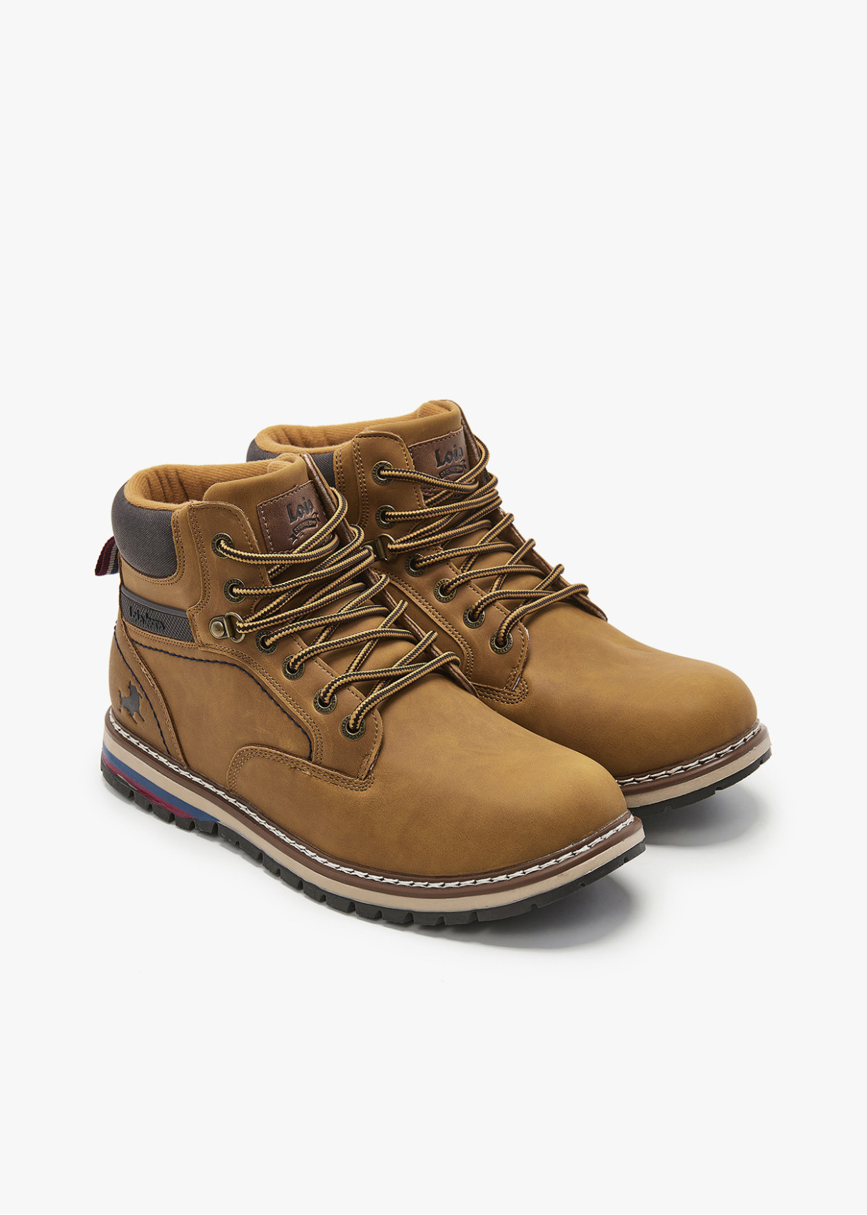 Botas cordones con tirador trasero marrón