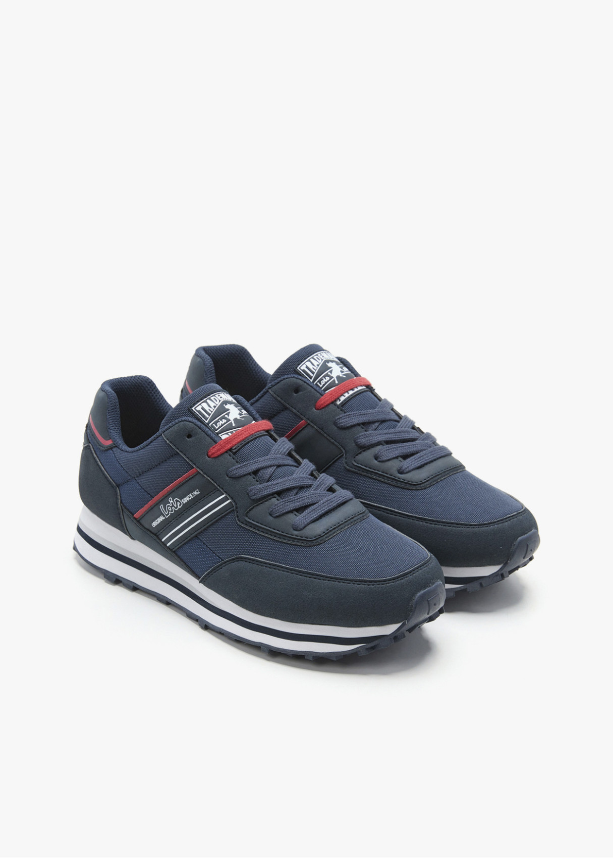 Sneakers casual detalle franja azul