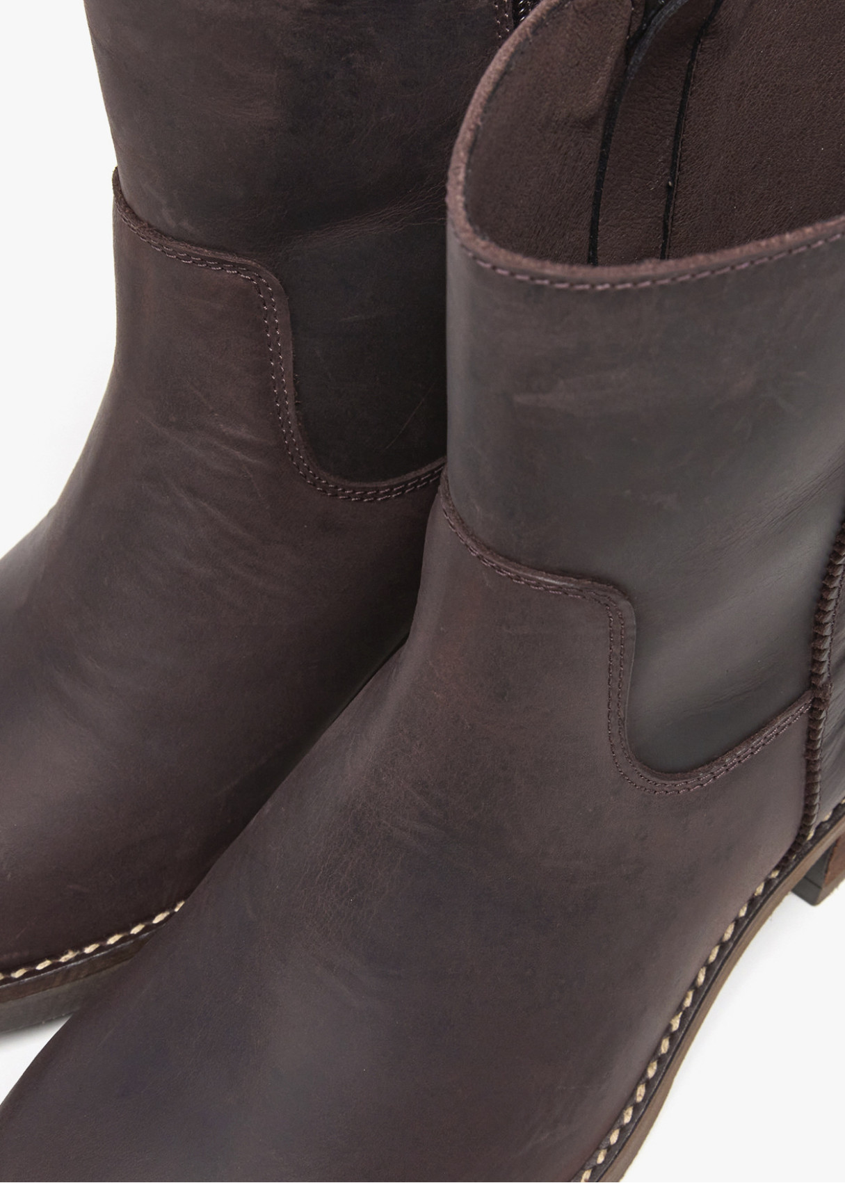 Botines tipo gaucha piel marrón