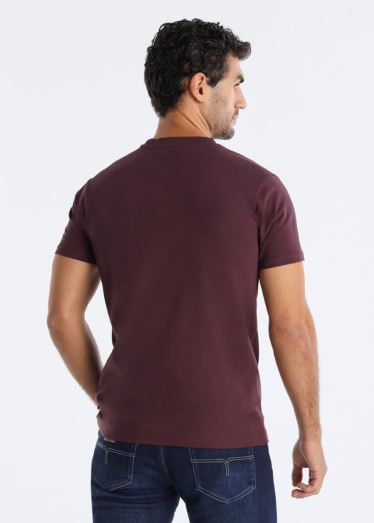 Camiseta Básica Cuello Caja Manga Corta Gráfica Lois granate