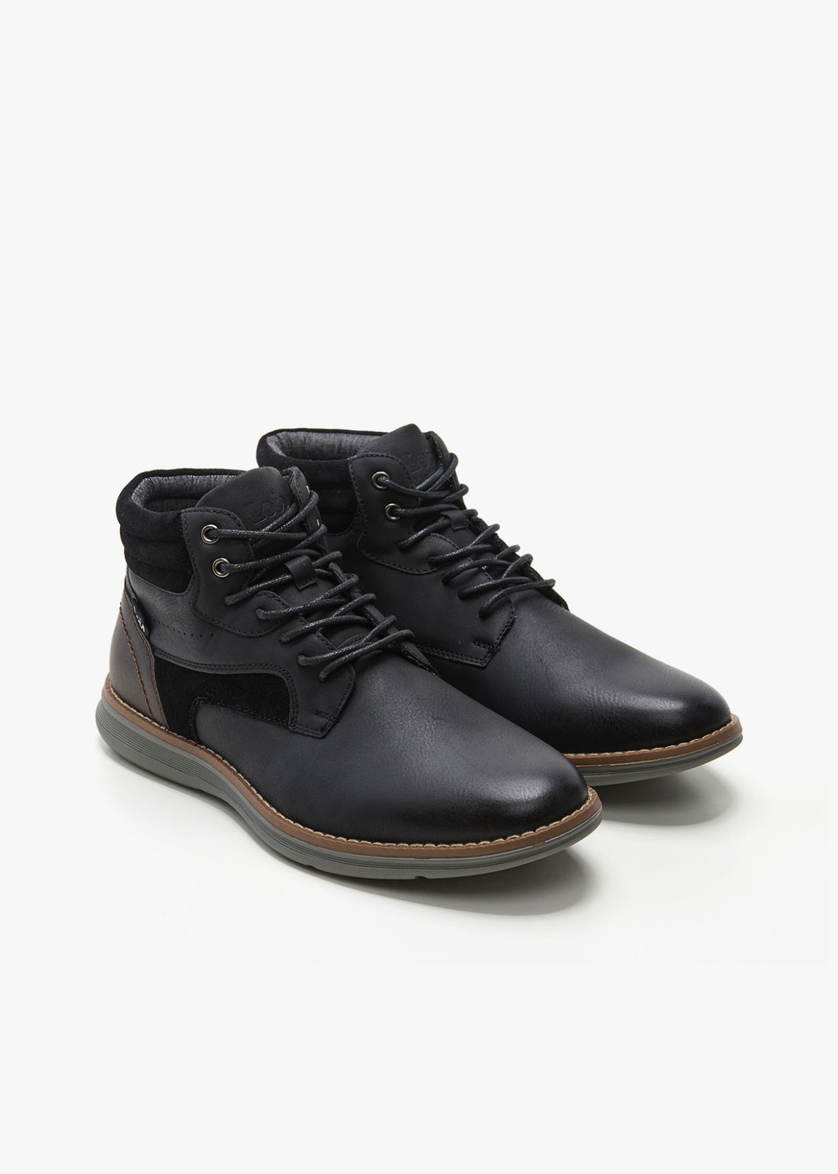 Botines casual cordonera collarín acolchado negro