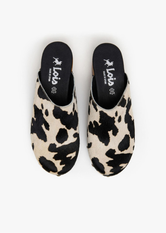 Zuecos piel vacuno estampado beige