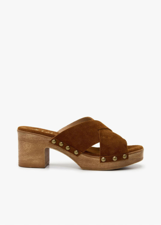 Sandalias tacón cruzada piel ante marrón