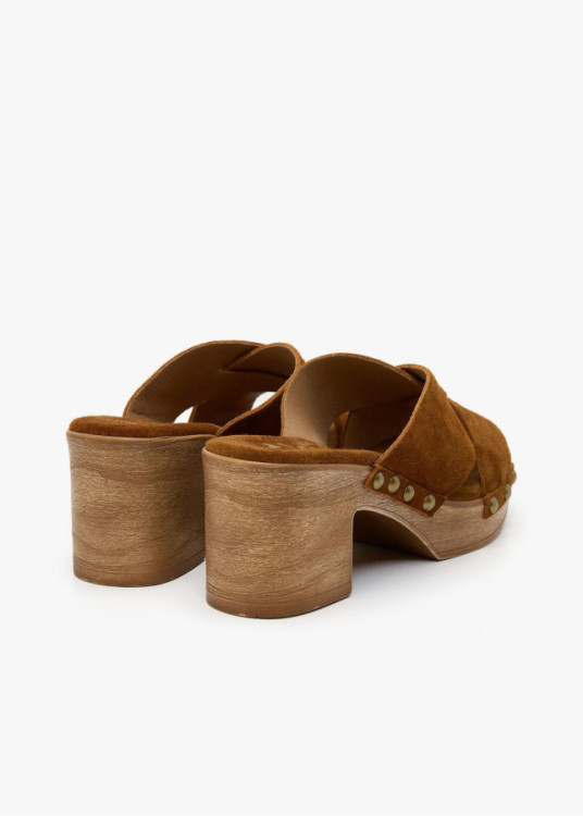 Sandalias tacón cruzada piel ante marrón