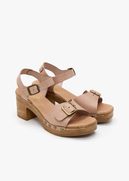 Sandalias tacón de piel vacuna doble hebilla beige