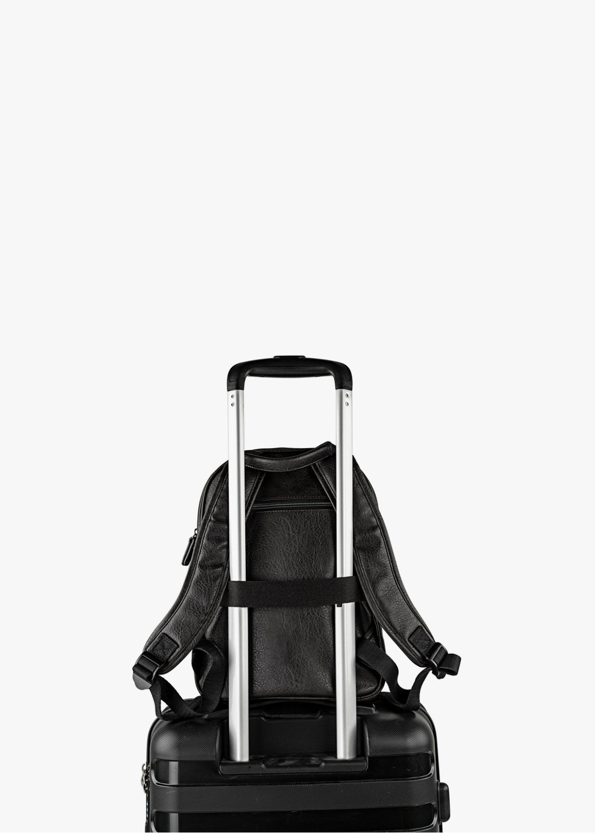 Mochila clásica efecto piel bolsillo frontal negro