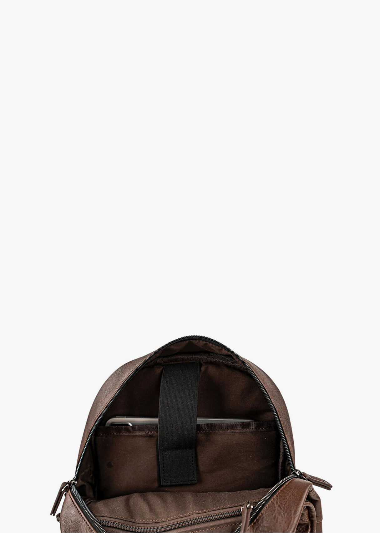 Mochila clásica efecto piel bolsillo frontal marrón