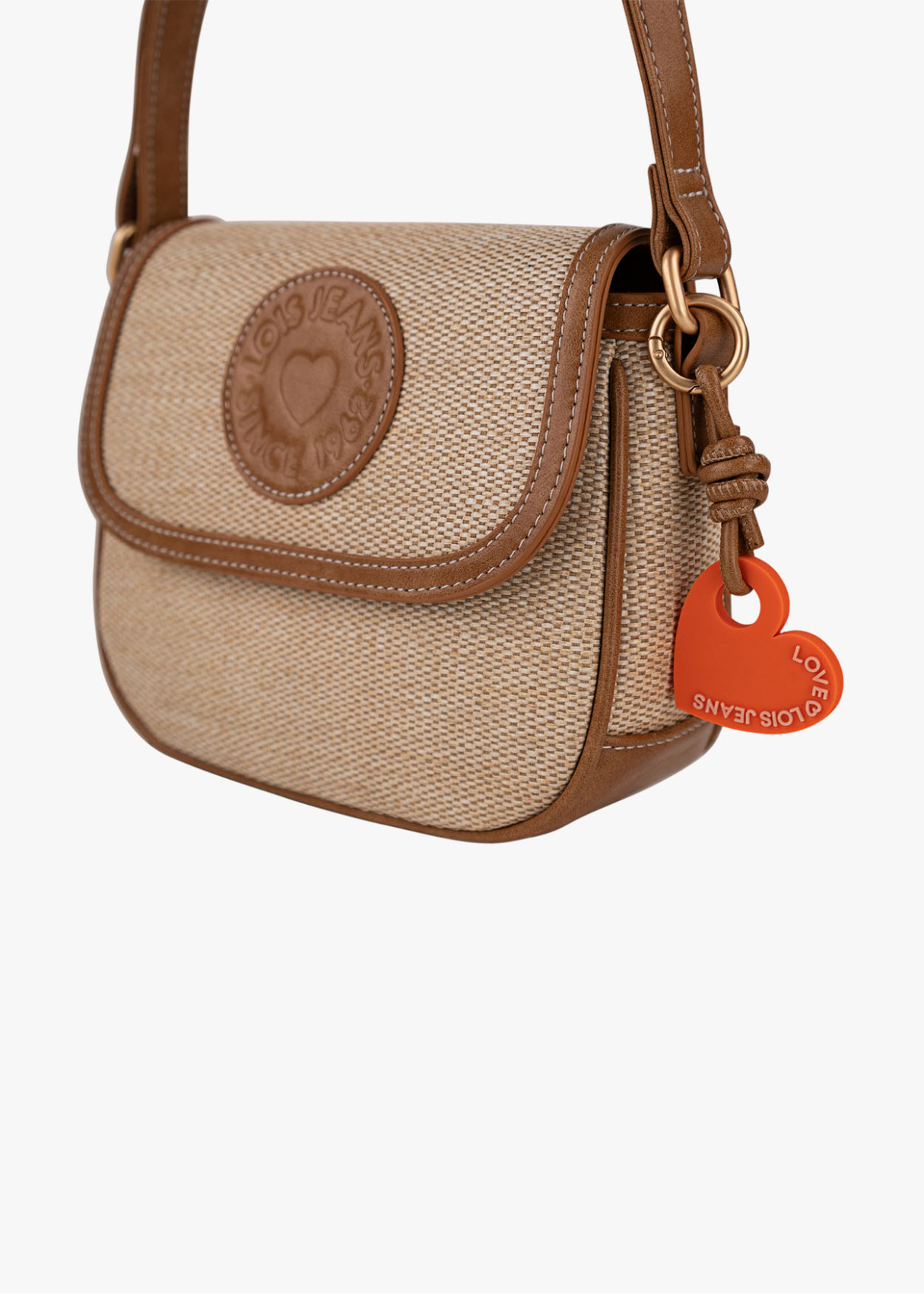 Bolso Bandolera cierre solapa detalle llavero corazón marrón