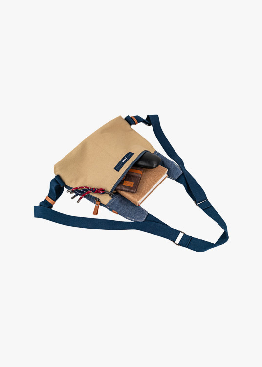 Bolso Mochila asas ajustables combinado estampado azul