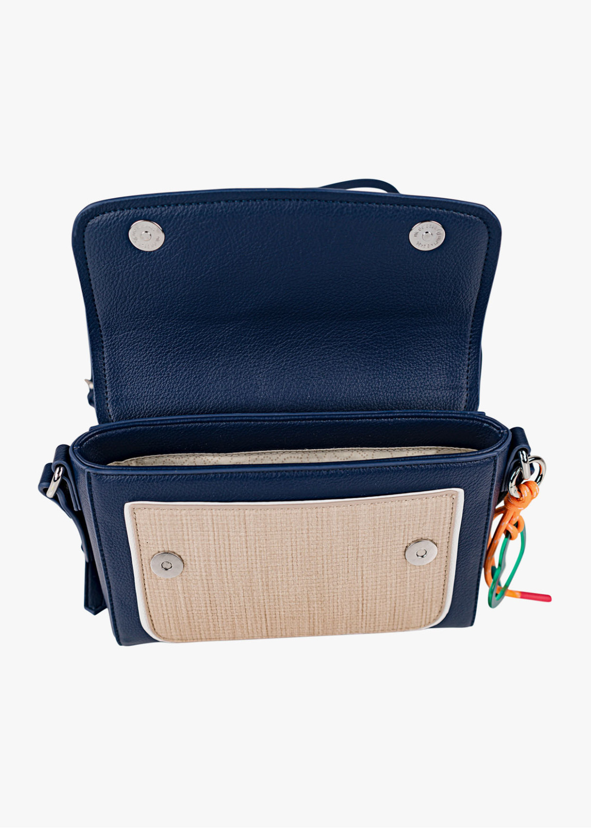 Bolso Bandolera Elegante detalle llavero corazón azul