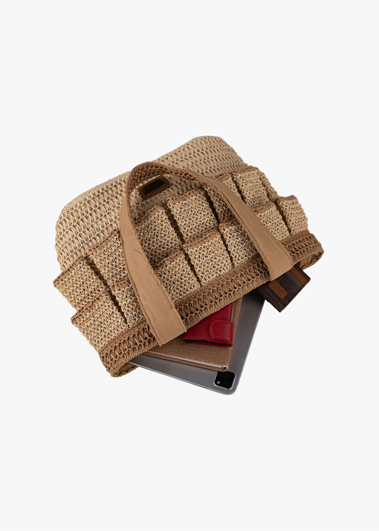 Bolso capazo rafia volantes marrón