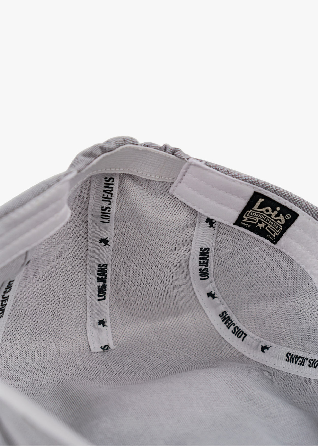 Boina plana estilo retro textura de espiga gris