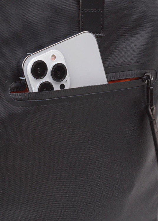 Mochila multifunción con compartimentos contraste cremallera frontal negra