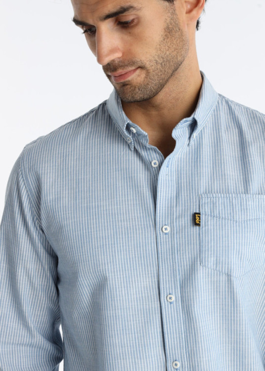 Camisa De Rayas Verticales Con Bolsillo Frontal Azul