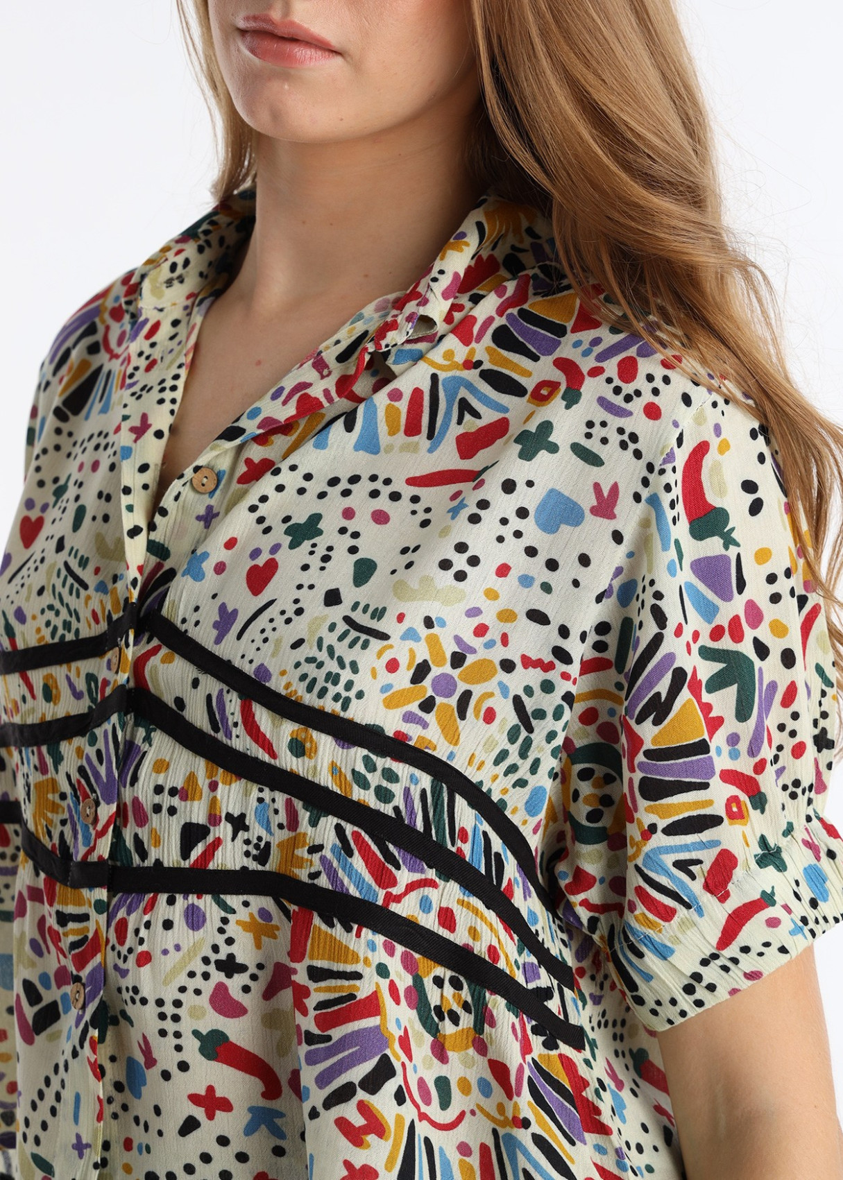 Blusa Corta Estampado Étnico Diseño Tijuana Beige