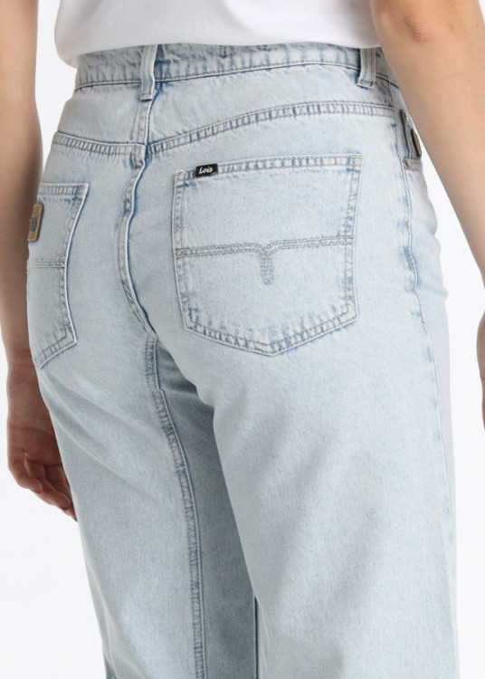 Jeans Mom Fit Tiro Largo Diseño Piezas Azul