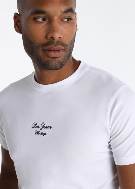 Camiseta Slim Elástica Bordado Pecho Blanca