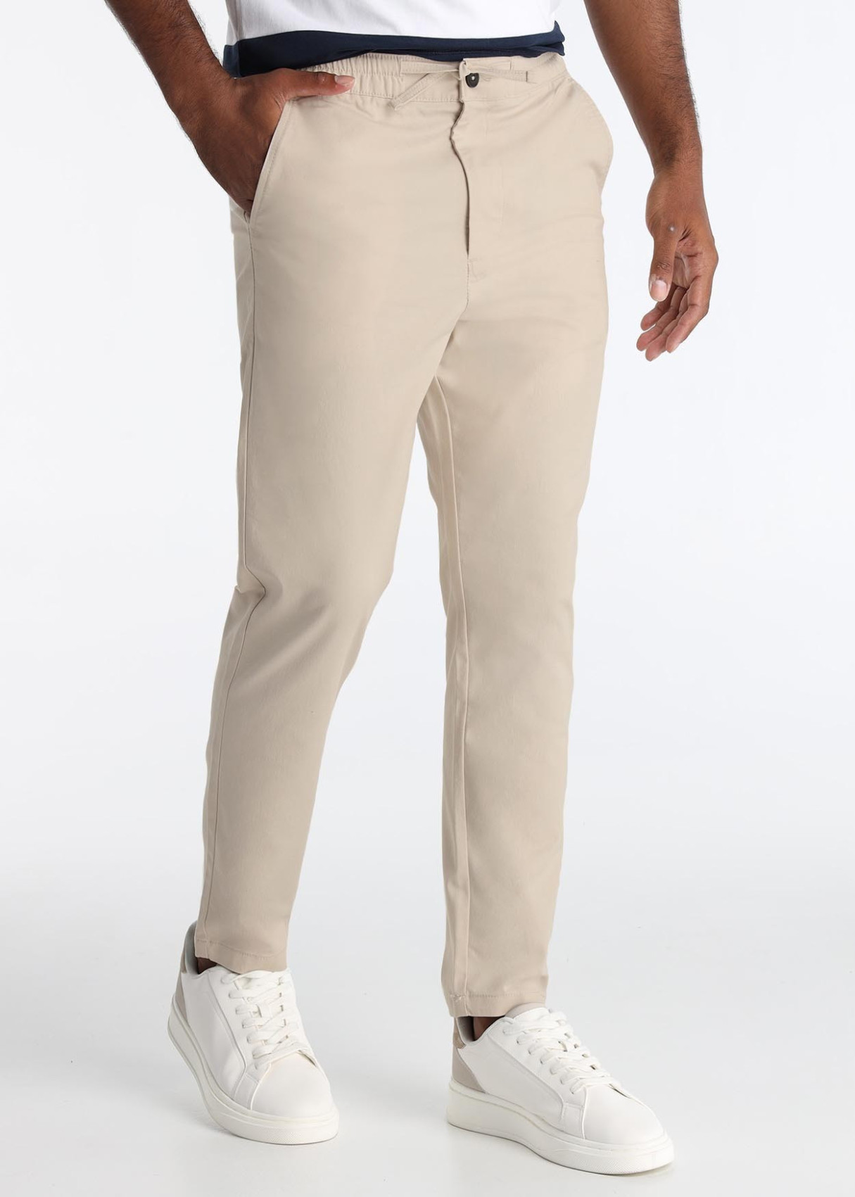 Pantalón Jogger Estructura Cintura Ajustable Beige