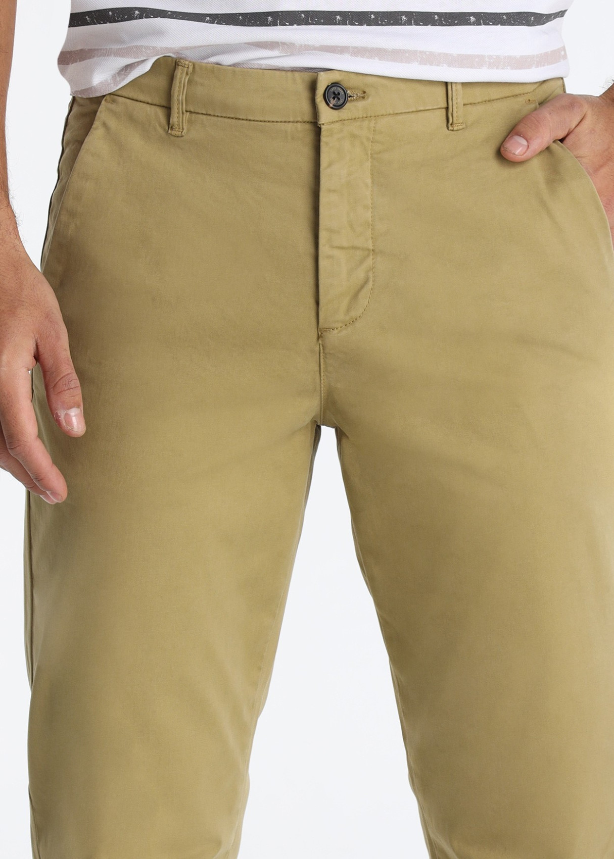 Pantalón Chino Slim Sarga Algodón Elástico Verde
