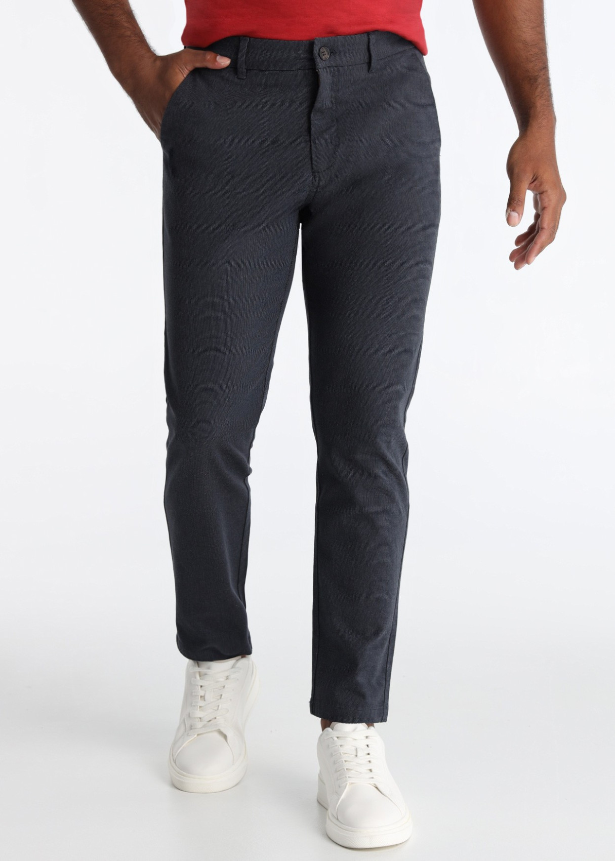 Pantalón Chino De Sarga Con Textura Espiguilla Tradicional Gris