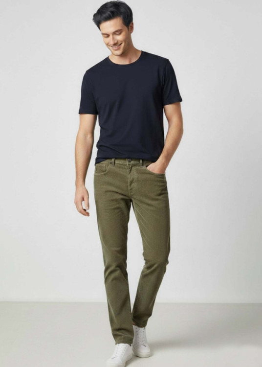 Pantalón Pana regular fit tiro medio verde