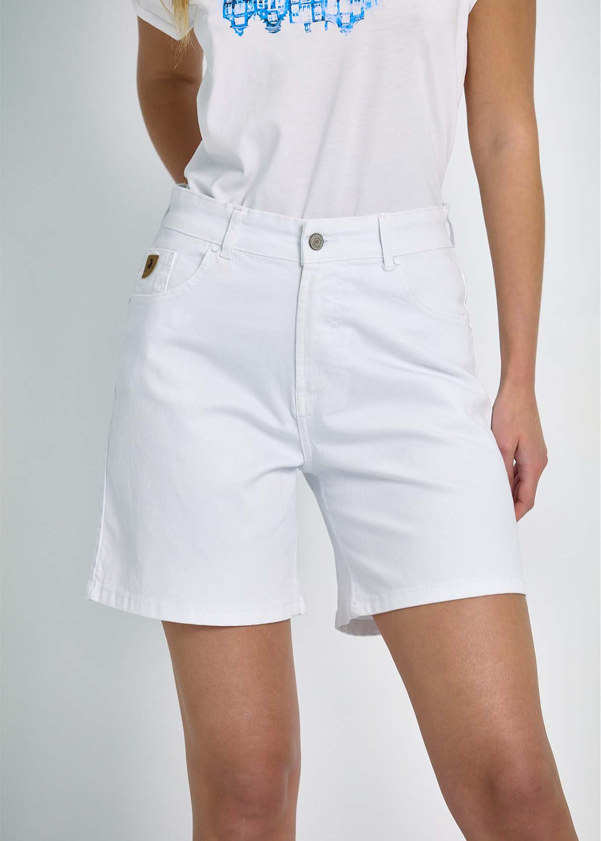 Short Vaquero Bordado Especial Blanco