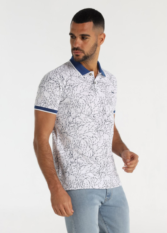 Polo Estampado Ramas Finas Fondo Blanco