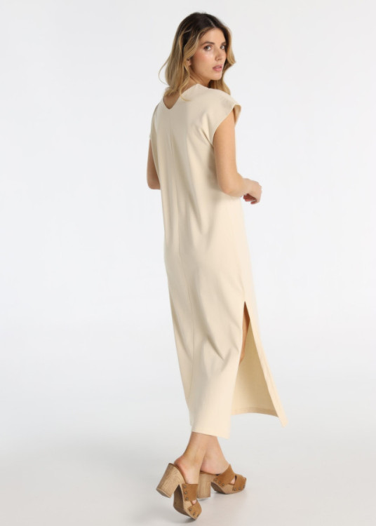 Vestido MIDI Con Aberturas Estratégicas Y Punto Suave Beige