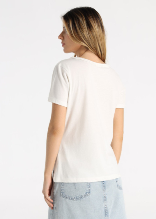 Camiseta Detalle Flecos Cuello Mezcla Suave Blanco