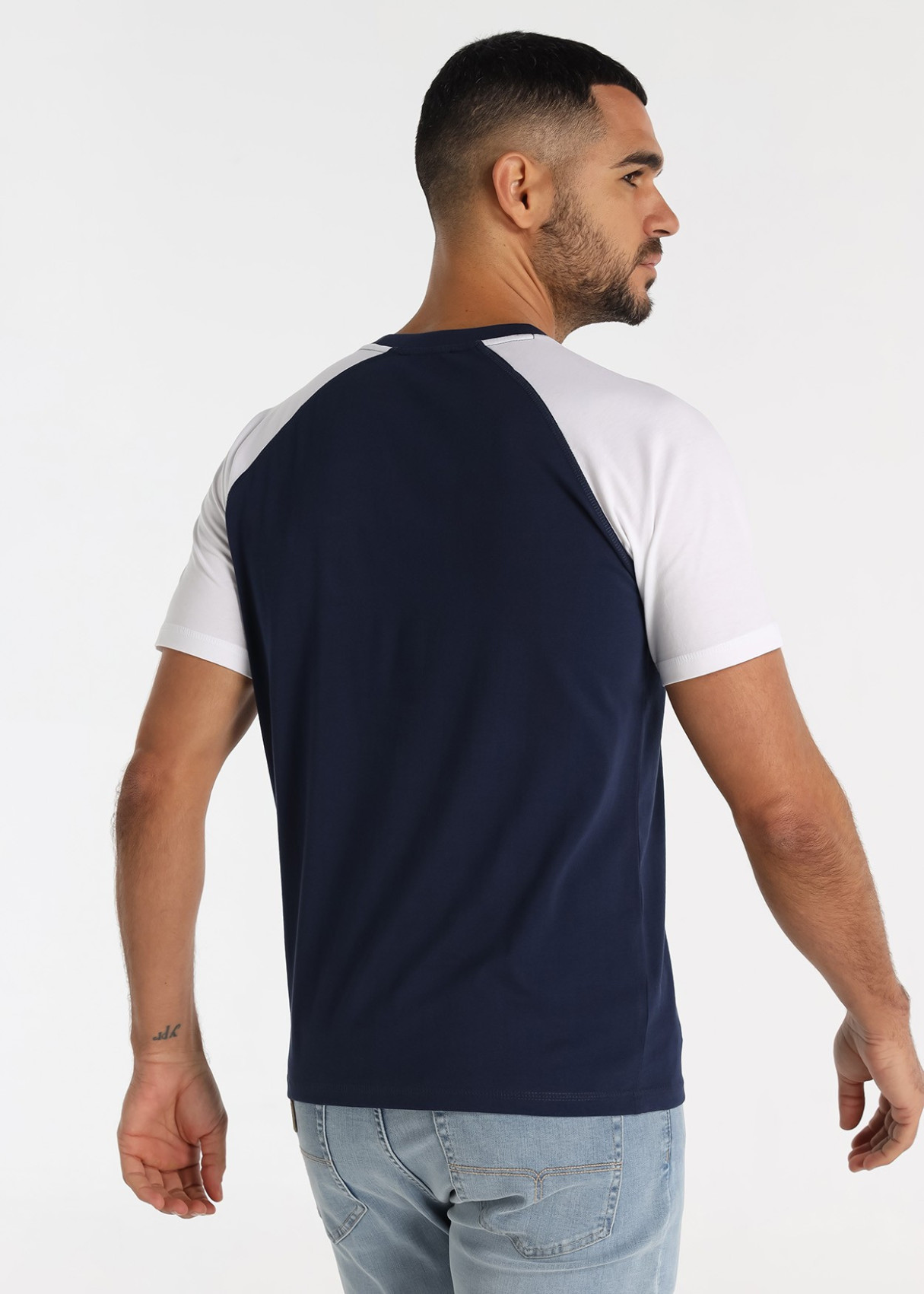 Camiseta Manga Raglán Parche Logo Azul