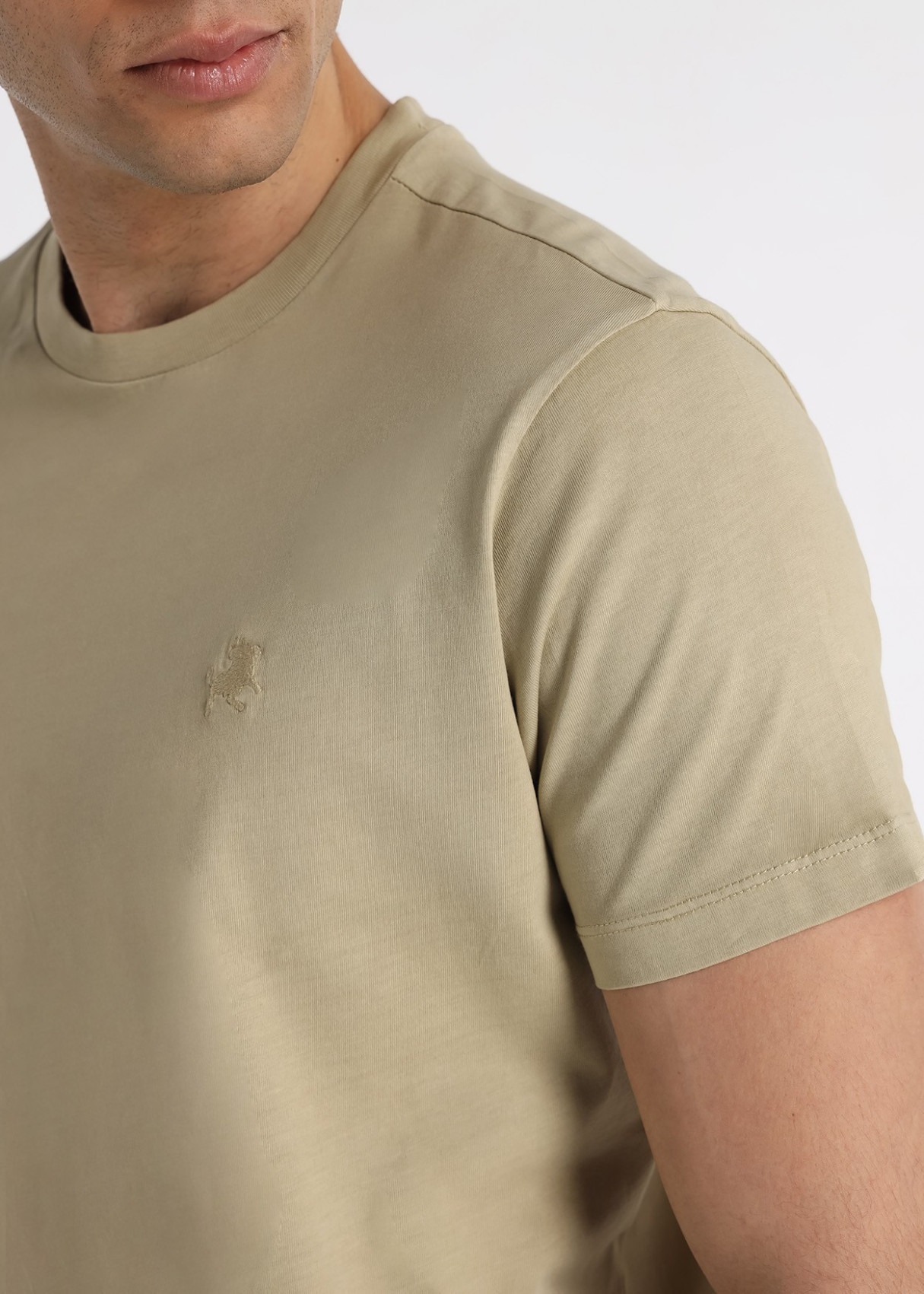 Camiseta De Algodón Con Bordado Logo Toro Beige