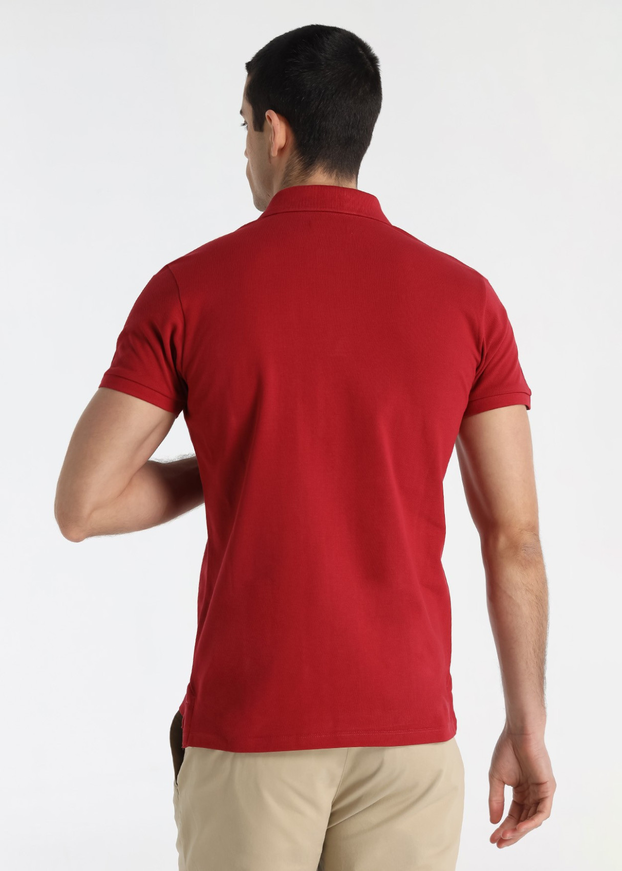 Polo Piqué Con Bolsillo Frontal Color Rojo