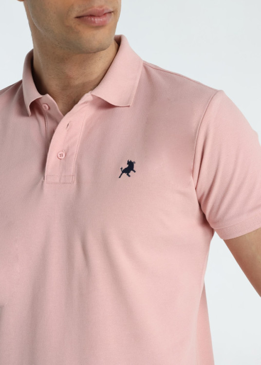 Polo Piqué Básico Bordado Logo Toro Rosa
