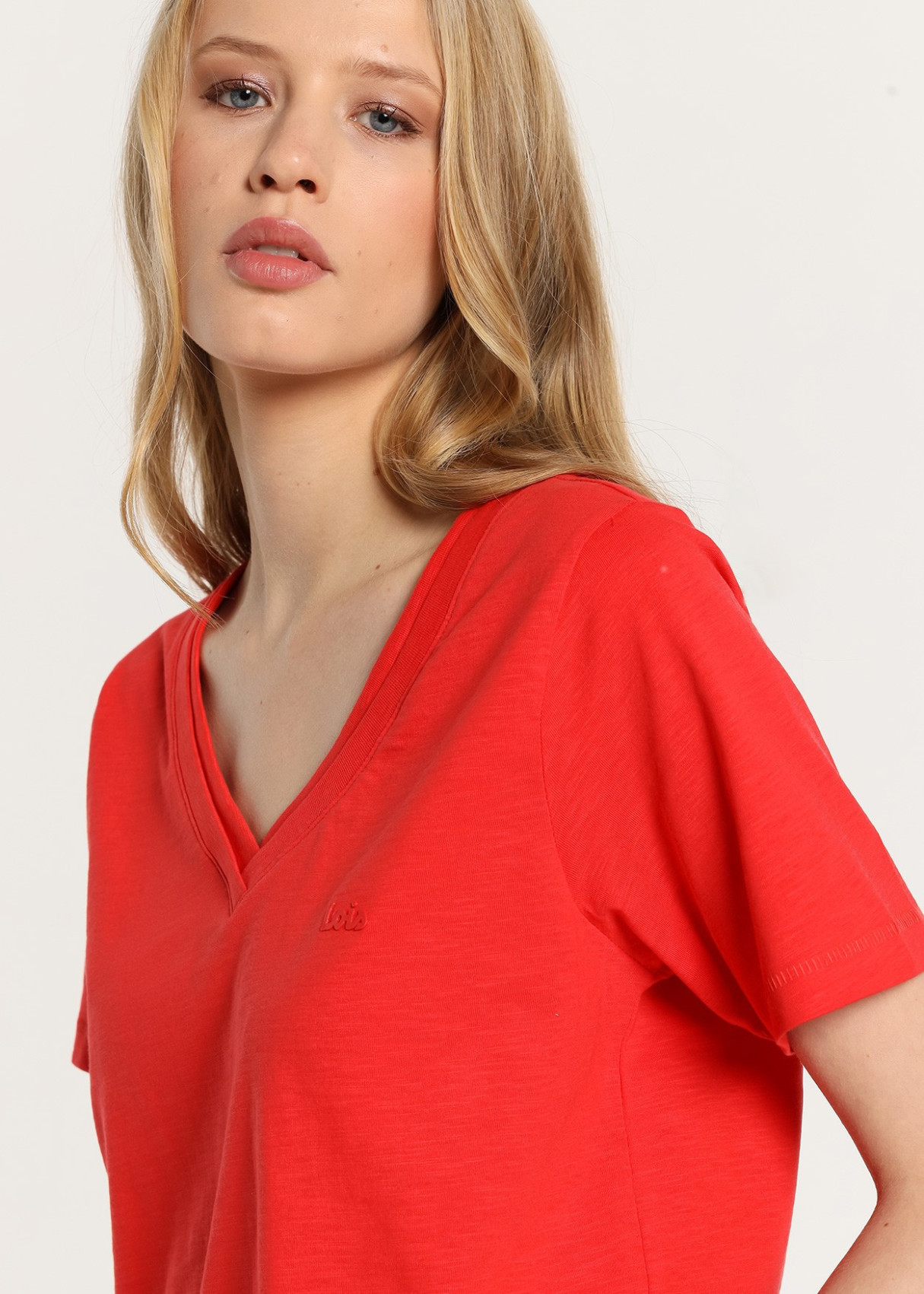 Camiseta manga corta Cuello Pico Básica roja
